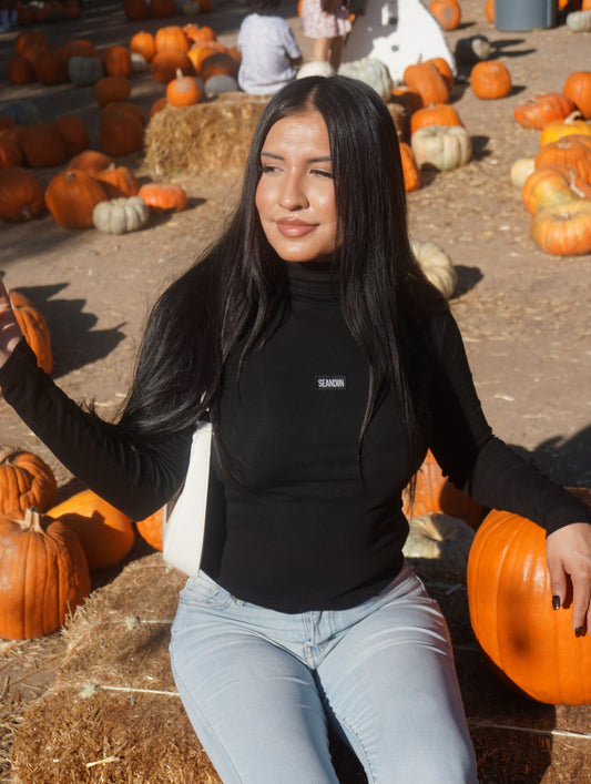 High-Neck Longsleeve